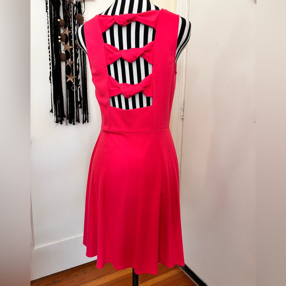 Tahari Sleeveless Coral Pink Dress Open Bow Back, Sexy Fitted for Summer 6